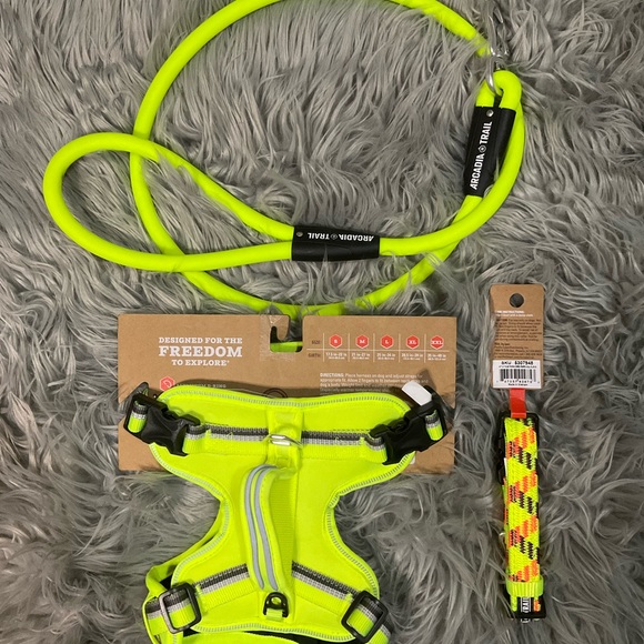 3 Piece Dog Walking Kit by Arcadia Trail. Leash, Collar and Harness. - Picture 2 of 5